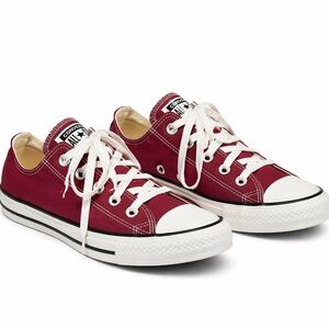 Converse Burgundy Low Top Sneakers Size Women’s 6 / Men’s 4